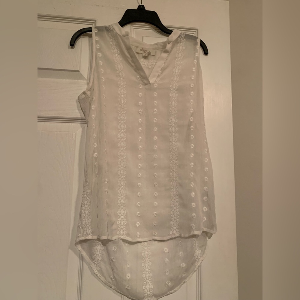White tank